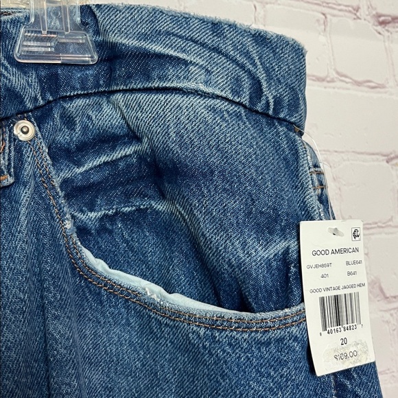 Good American Good Vintage Jagged Hem Jeans - Picture 7 of 16